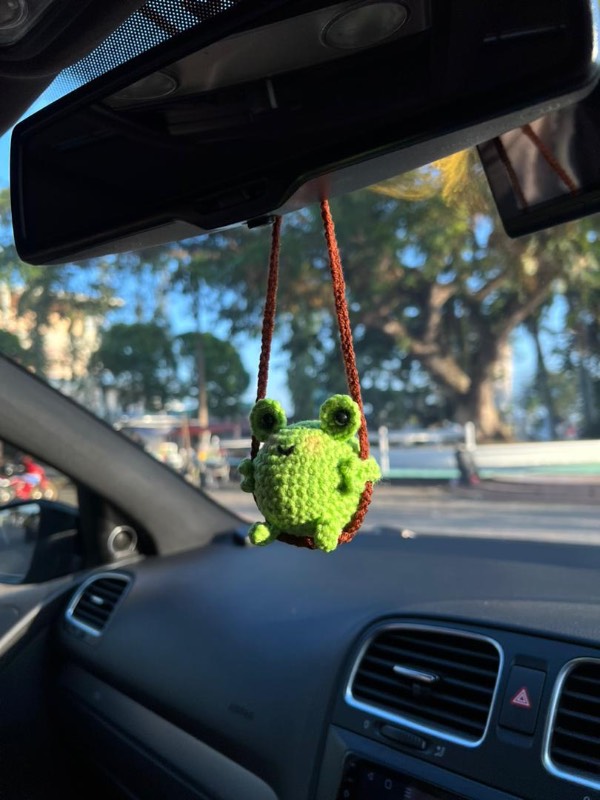 Car Pendant (Frog)